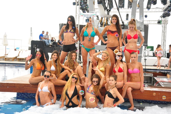 Bubbles & Foam Party